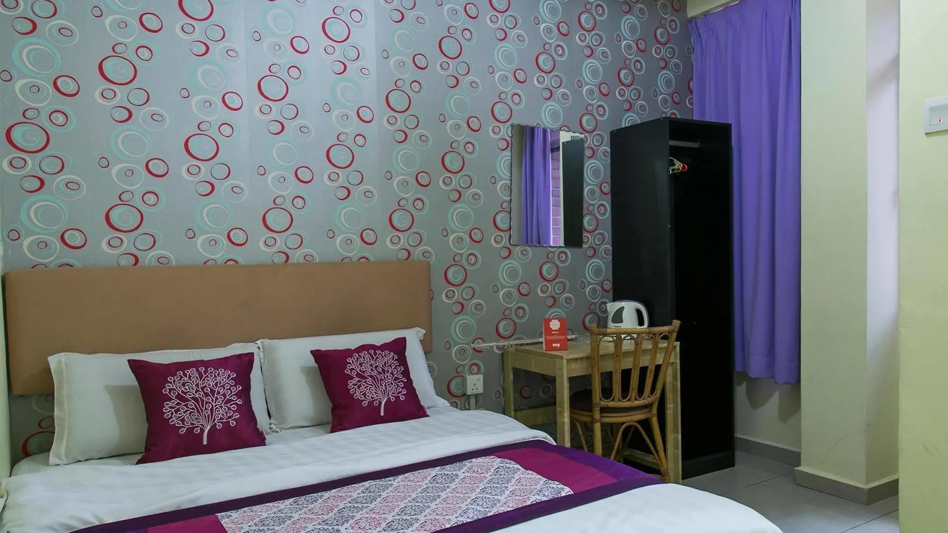 Oyo Rooms Imbi Chocolate Kingdom Kuala Lumpur